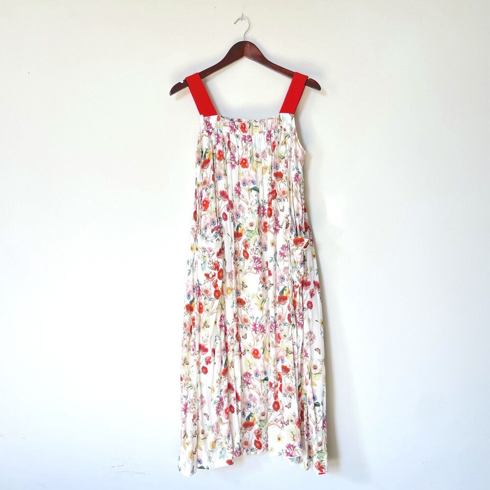 SUPER CUTE Summer Flower Dress!
